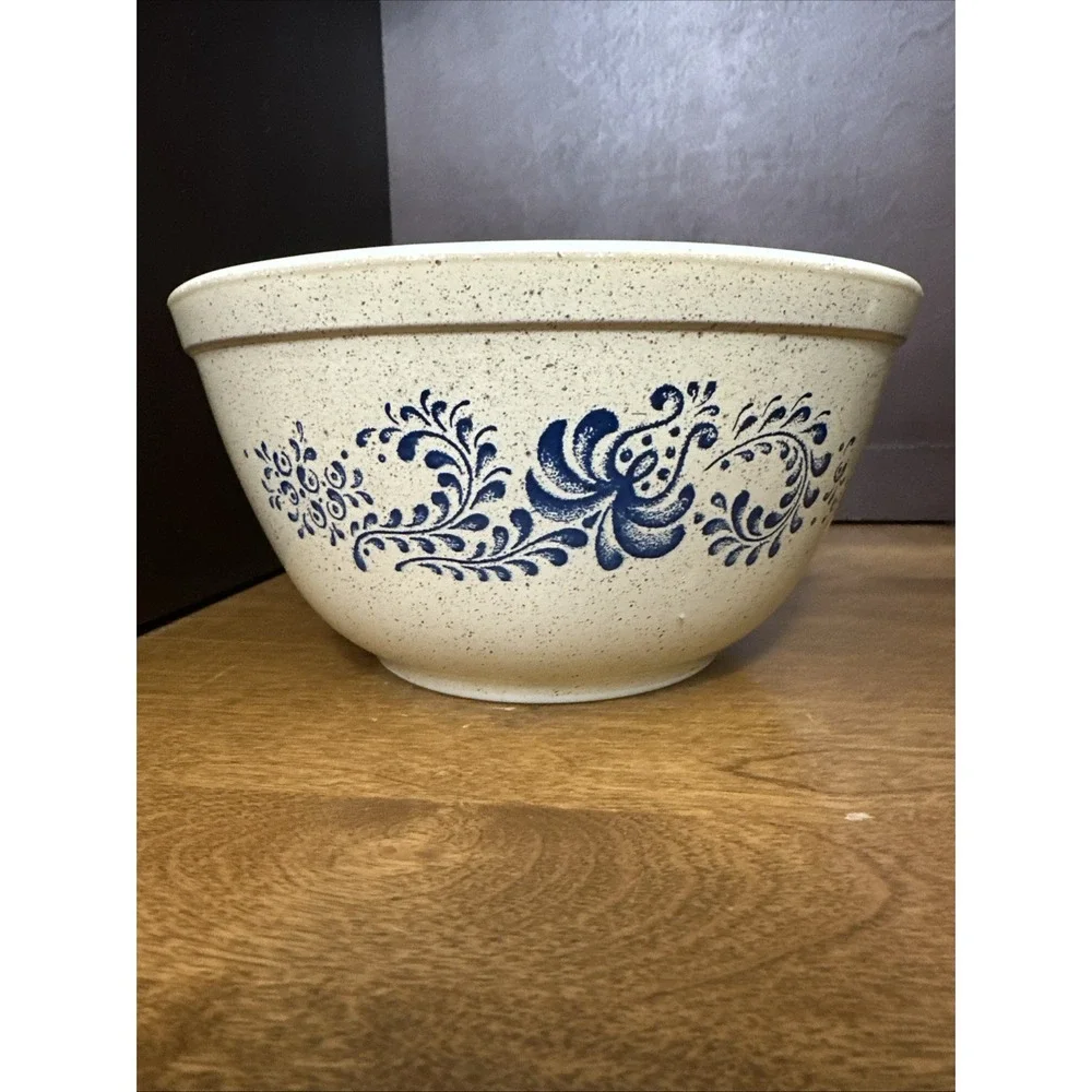 Pyrex Mixing Bowl #402 Homestead 1.5L Vintage Excellent Condition